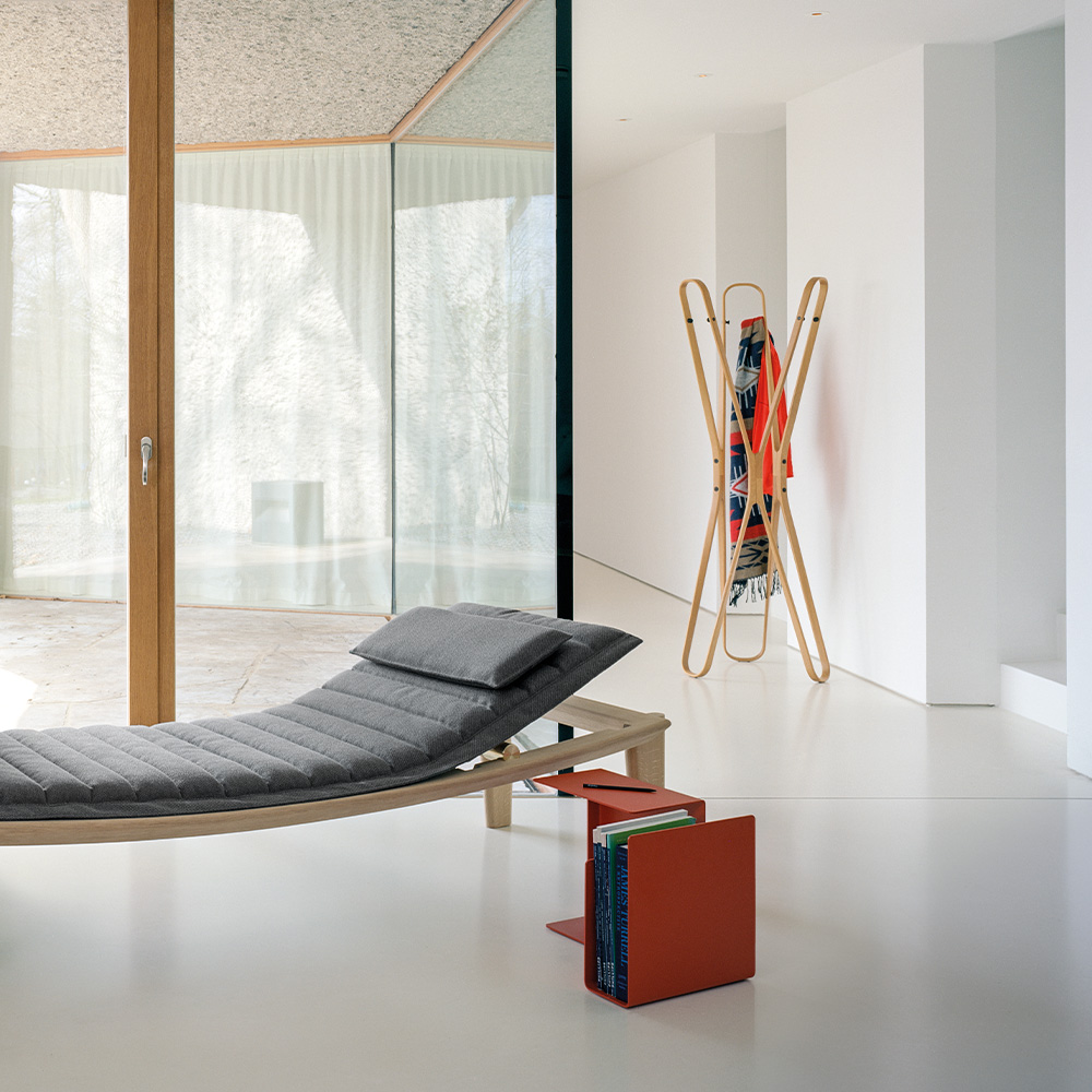 Saturn Gaderobenständer