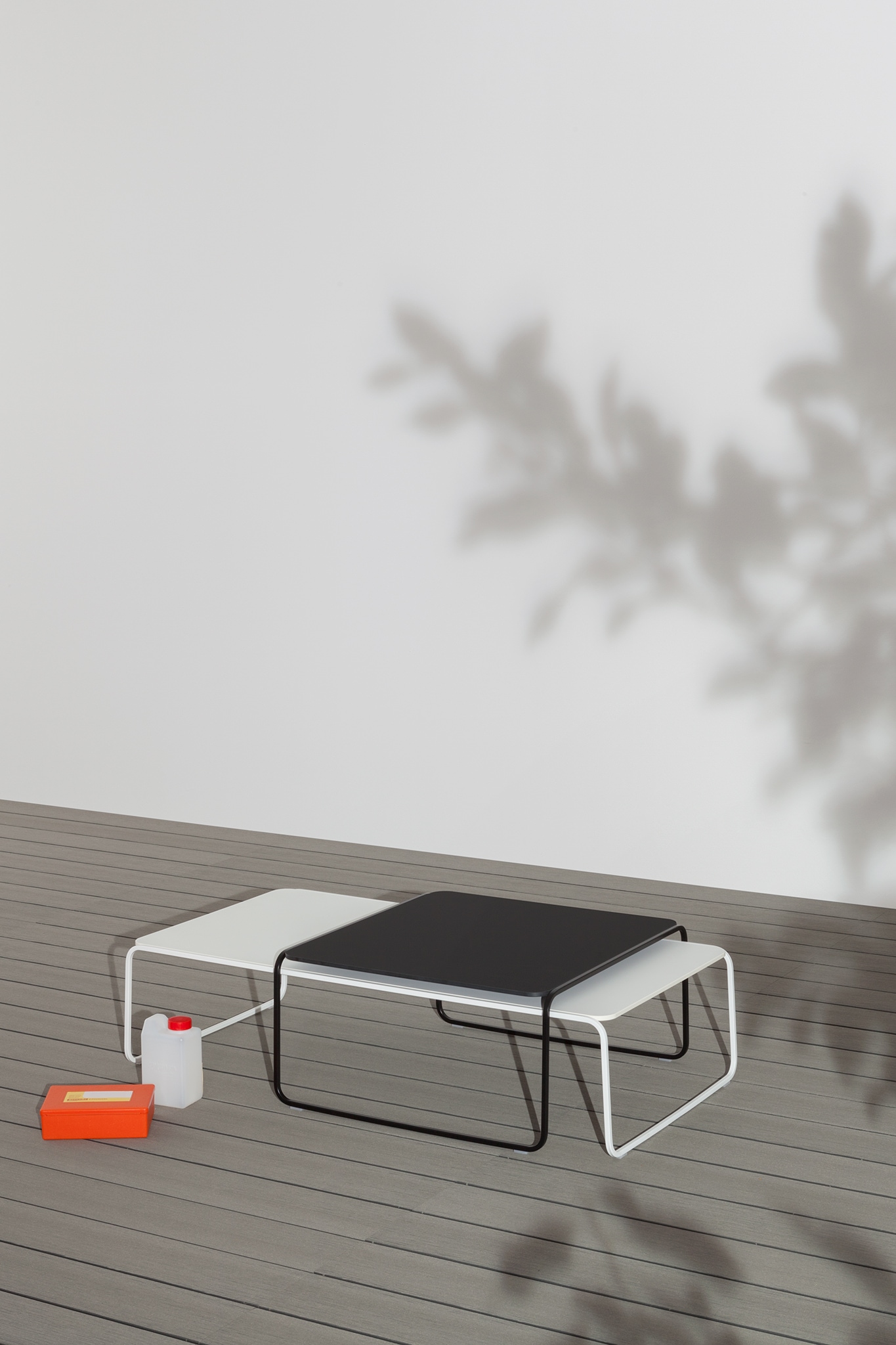 TOÈ Outdoor Beistelltisch