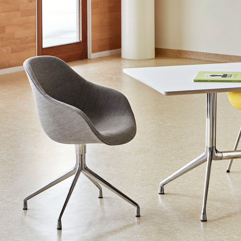 About a Chair AAC 121