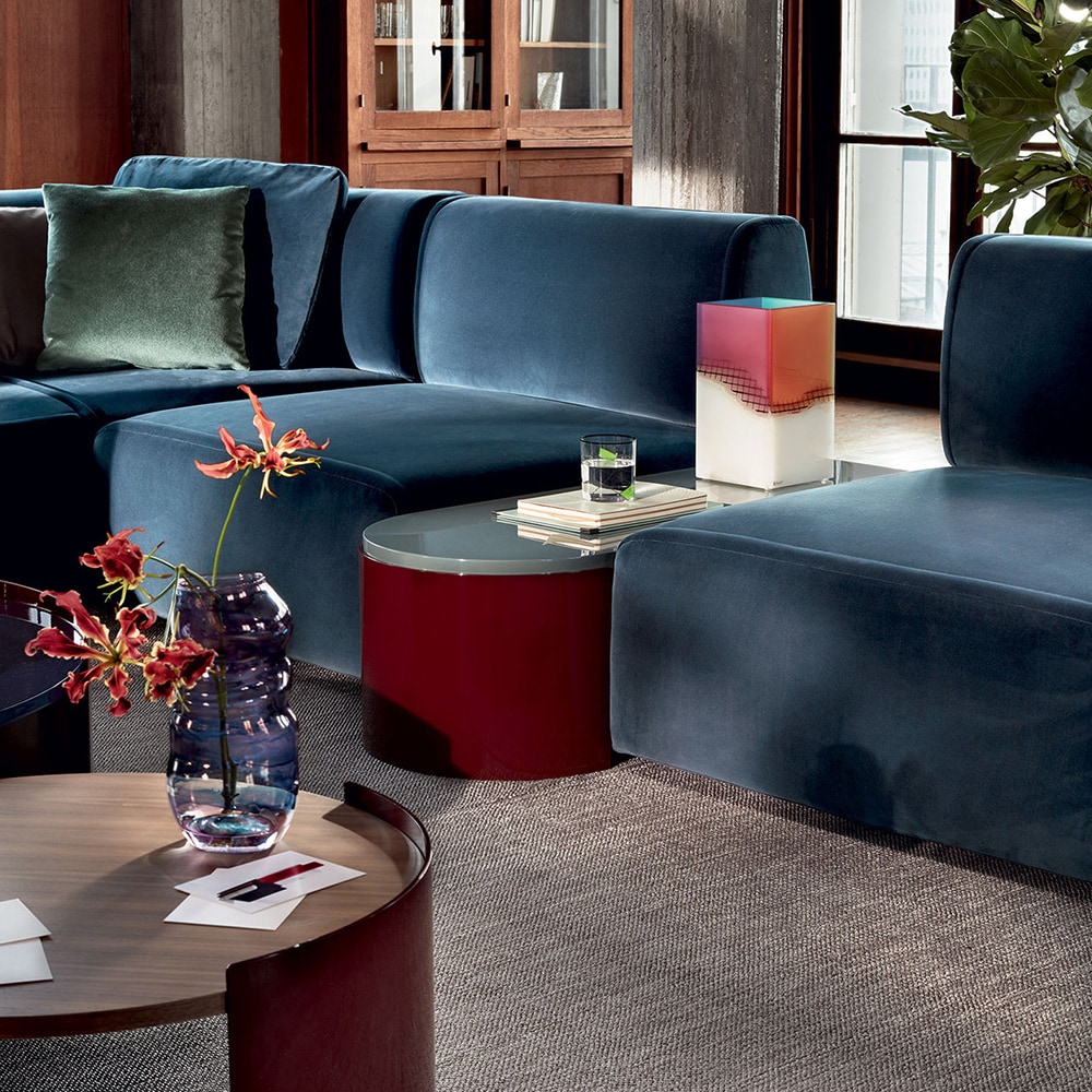 Bowy Ecksofa mit Zwischentisch