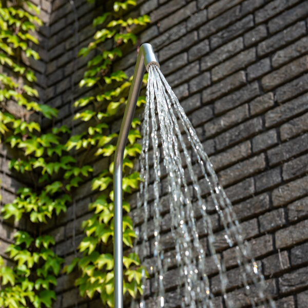 Serpentine Gartendusche