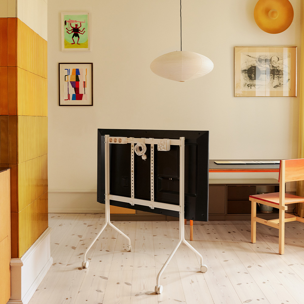 Moon Rollin' TV-Ständer