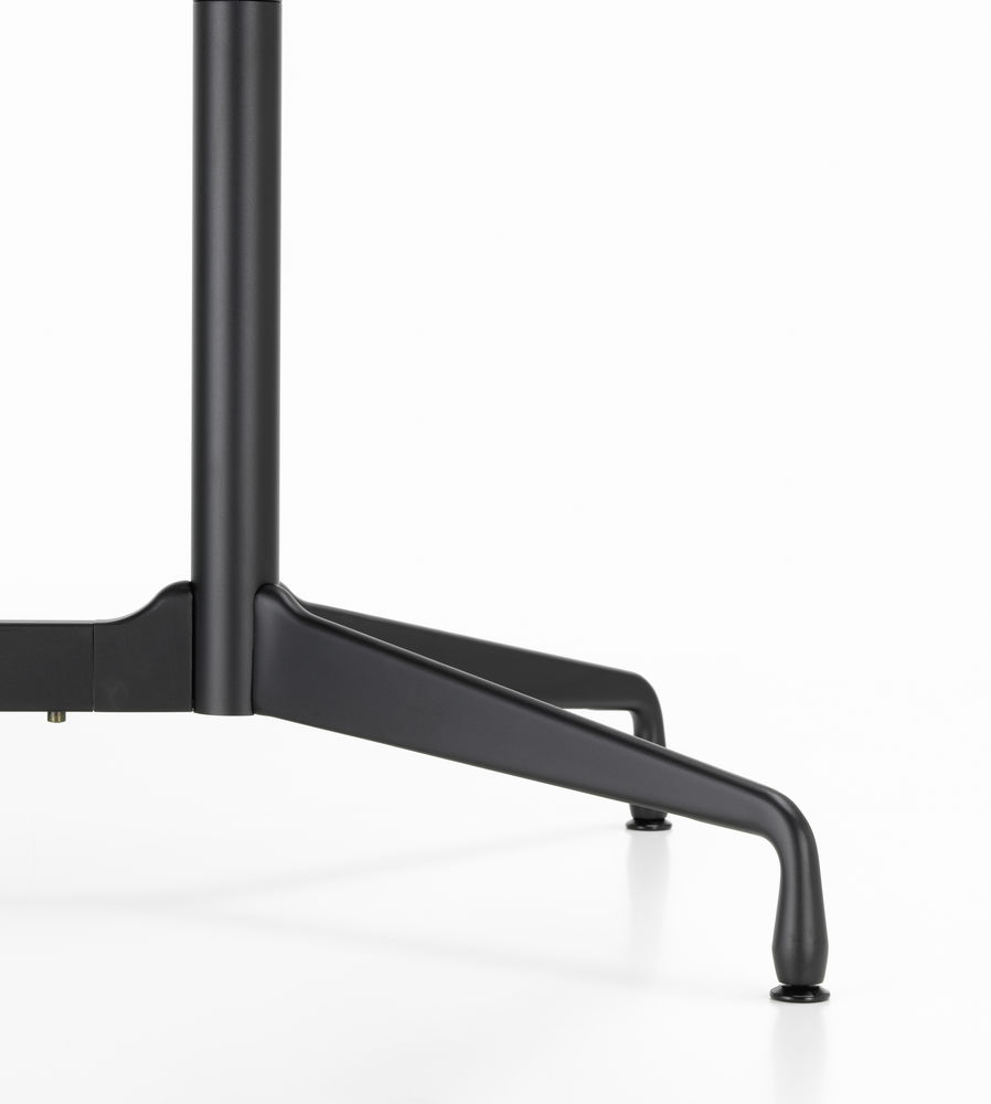 Eames Segmented Table rund